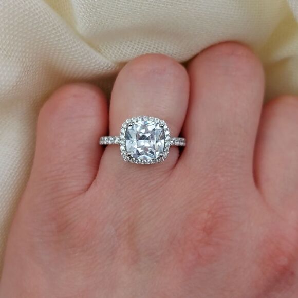 4 Carat Engagement Ring 925 Sterling Silver - Picture 9 of 10